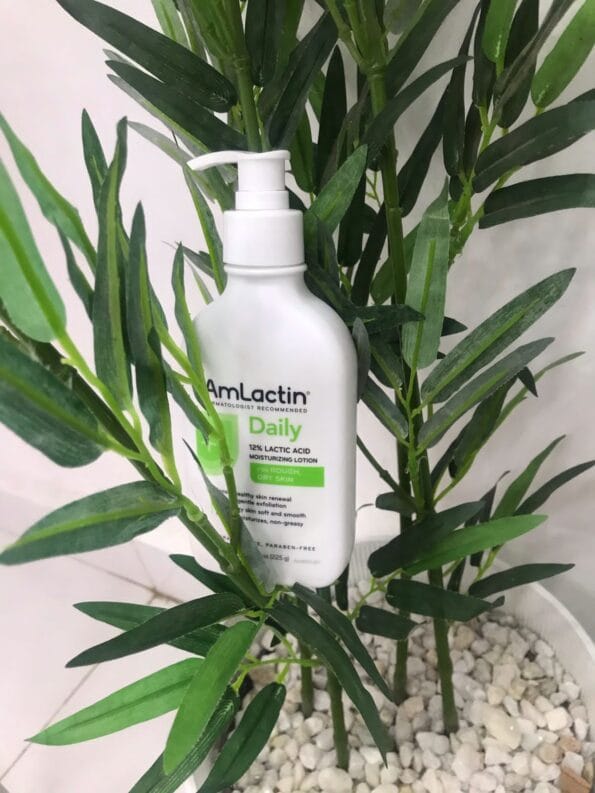 Gentle exfoliate while delivering deep hydration